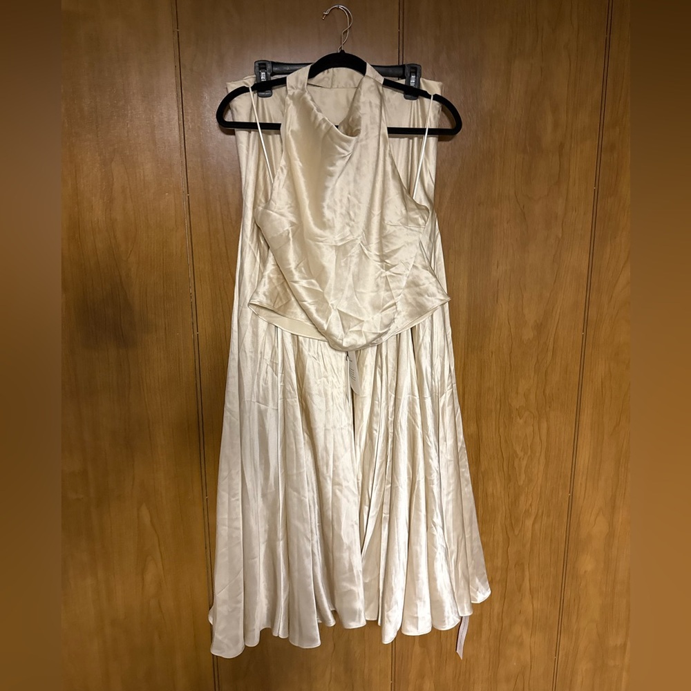NWT Reformation Sera Silk Two Piece - Picture 5 of 11